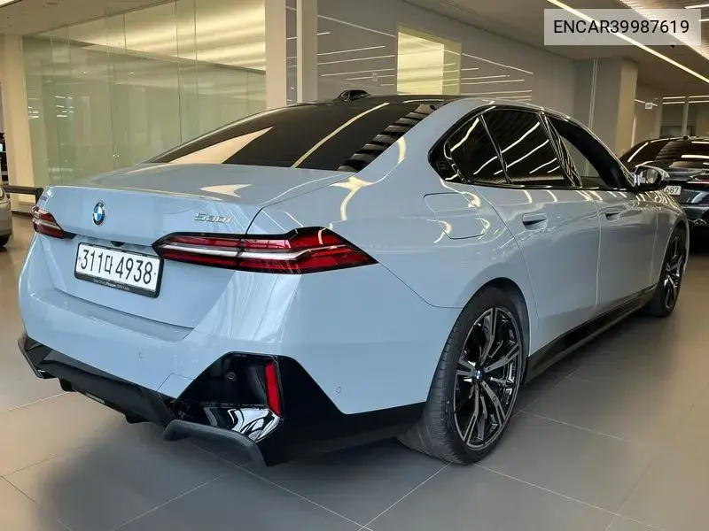 5 Series (G60) 530I xDrive M Sports VIN: ENCAR39987619 Lot: 39987619