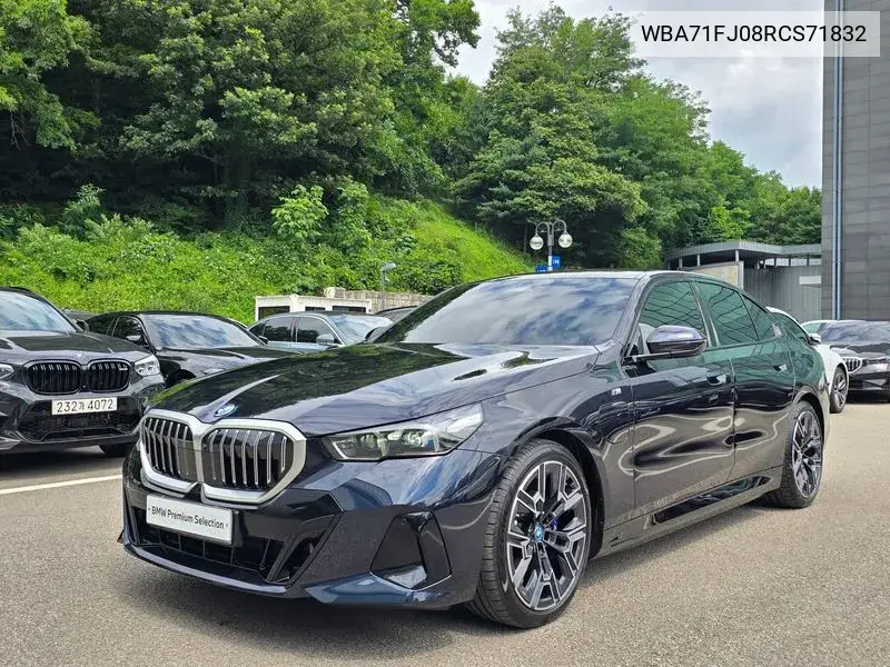 5 Series (G60) 530E M Sports VIN: WBA71FJ08RCS71832 Lot: 40011833