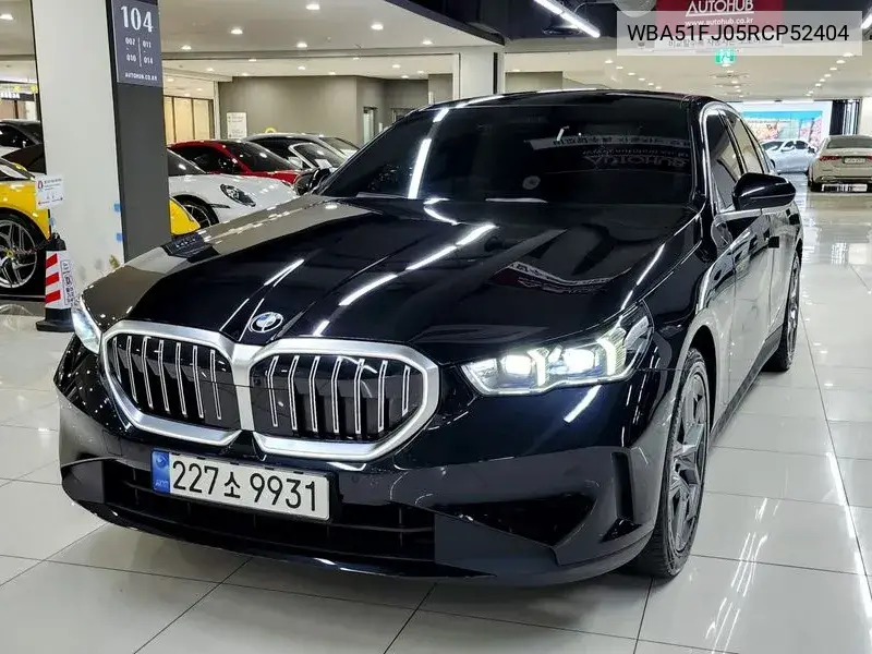 5 Series (G60) 530I xDrive VIN: WBA51FJ05RCP52404 Lot: 40012883