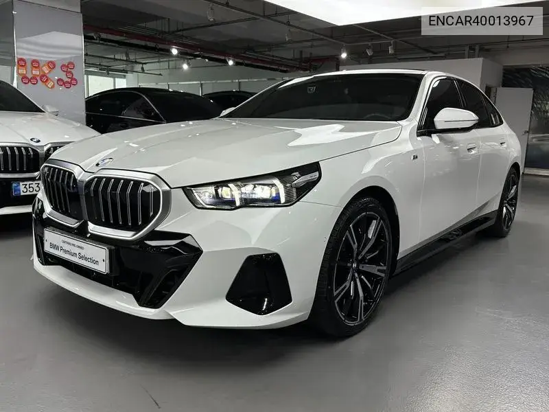 5 Series (G60) 530I xDrive M Sports VIN: ENCAR40013967 Lot: 40013967