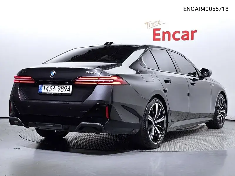 5 Series (G60) 530I xDrive M Sports VIN: ENCAR40055718 Lot: 40055718