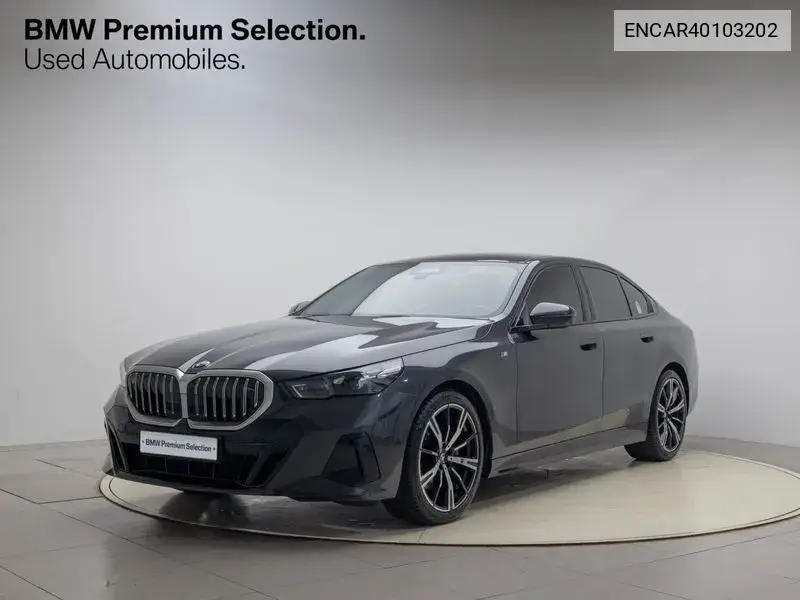 5 Series (G60) 530I xDrive M Sports VIN: ENCAR40103202 Lot: 40103202