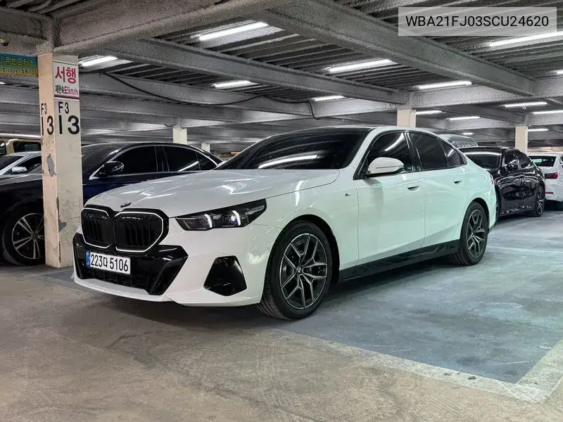 5 Series (G60) 520I M Sports VIN: WBA21FJ03SCU24620 Lot: 39641894
