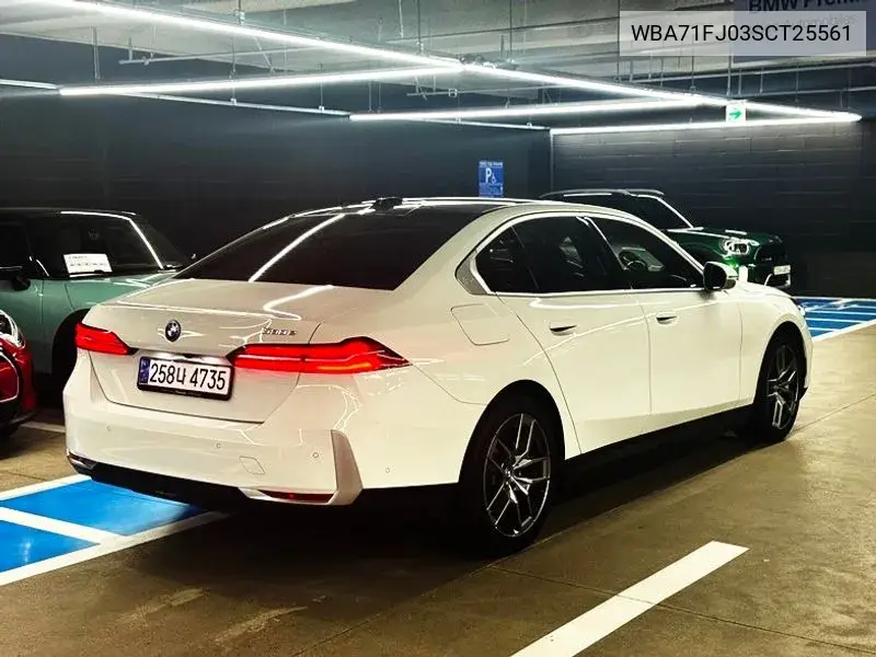 5 Series (G60) 530E VIN: WBA71FJ03SCT25561 Lot: 40076975