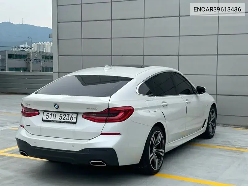 6 Series Gt (G32) 640I xDrive M Sports VIN: ENCAR39613436 Lot: 39613436