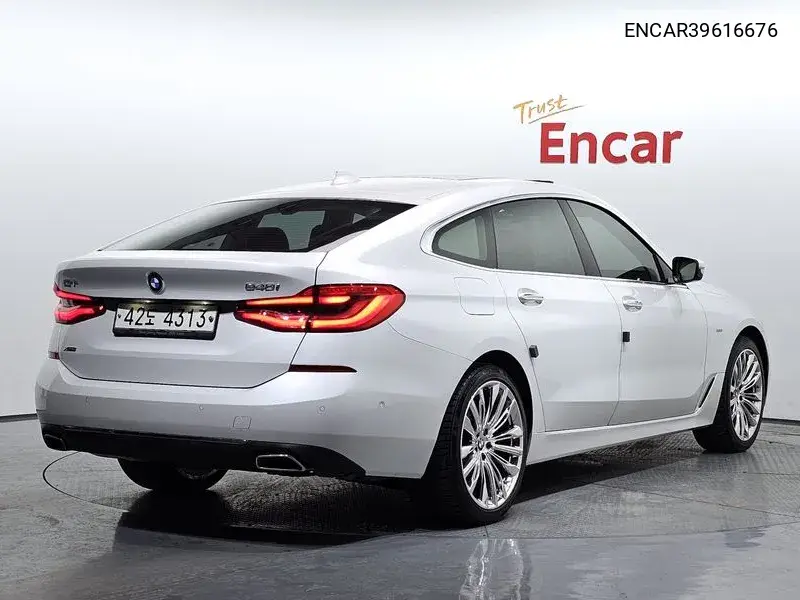 6 Series Gt (G32) 640I xDrive Luxury VIN: ENCAR39616676 Lot: 39616676
