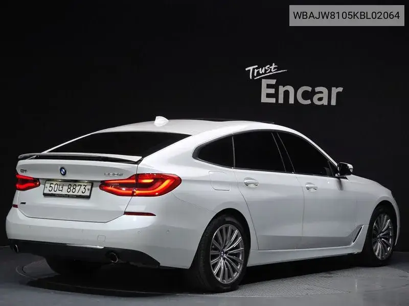 6 Series Gt (G32) 630D xDrive Luxury VIN: WBAJW8105KBL02064 Lot: 39942564
