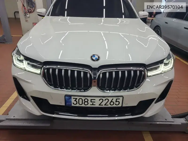 6 Series Gt (G32) 630I xDrive M Sports VIN: ENCAR39570104 Lot: 39570104