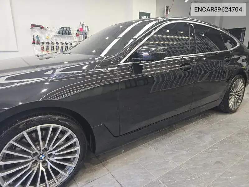 6 Series Gt (G32) 630I xDrive Luxury VIN: ENCAR39624704 Lot: 39624704