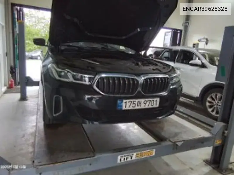 6 Series Gt (G32) 630I xDrive Luxury VIN: ENCAR39628328 Lot: 39628328