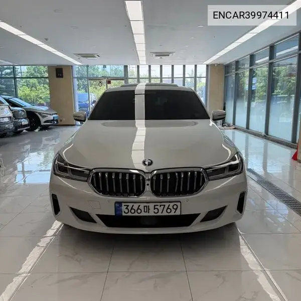 6 Series Gt (G32) 620D Luxury VIN: ENCAR39974411 Lot: 39974411