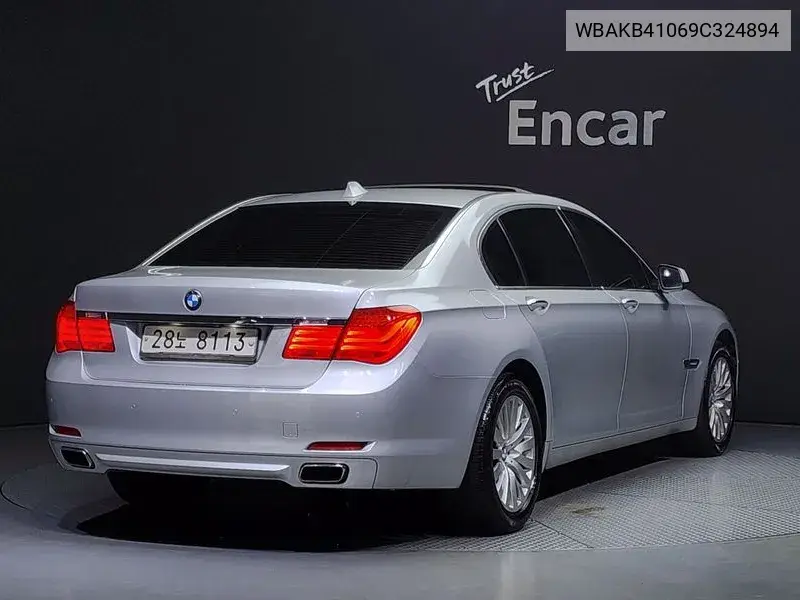 7 Series (F01) 740Li VIN: WBAKB41069C324894 Lot: 39967281