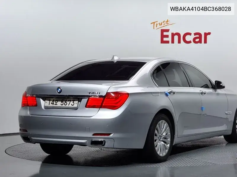 7 Series (F01) 740I VIN: WBAKA4104BC368028 Lot: 39930944