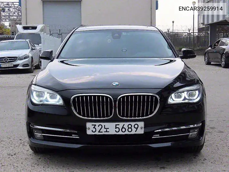 7 Series (F01) 740D xDrive VIN: ENCAR39259914 Lot: 39259914