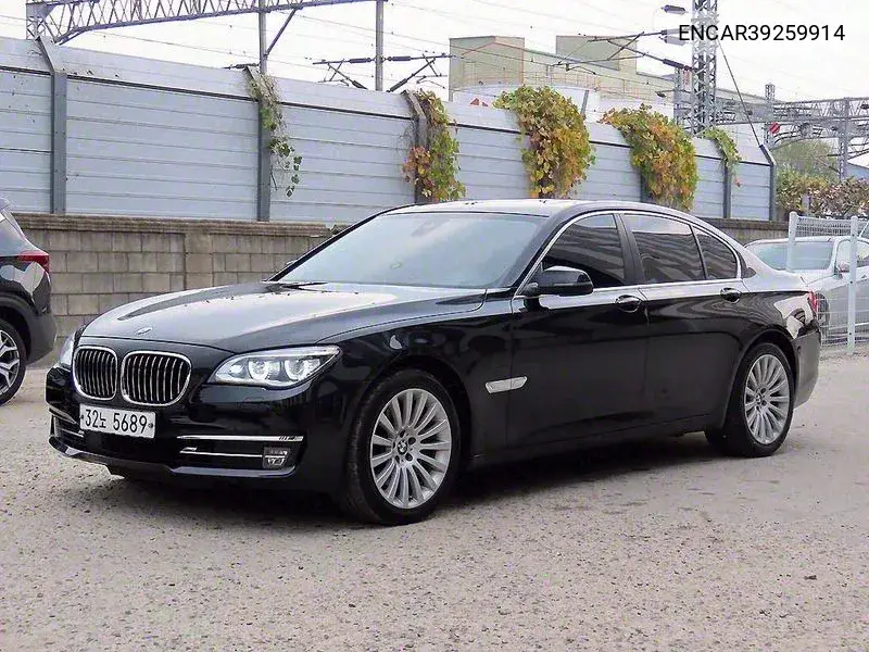 7 Series (F01) 740D xDrive VIN: ENCAR39259914 Lot: 39259914