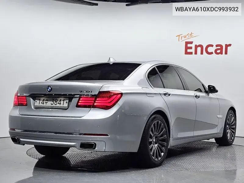 7 Series (F01) 740I VIN: WBAYA610XDC993932 Lot: 39574730