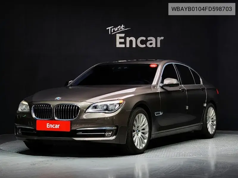 7 Series (F01) 740D xDrive VIN: WBAYB0104FD598703 Lot: 39941032