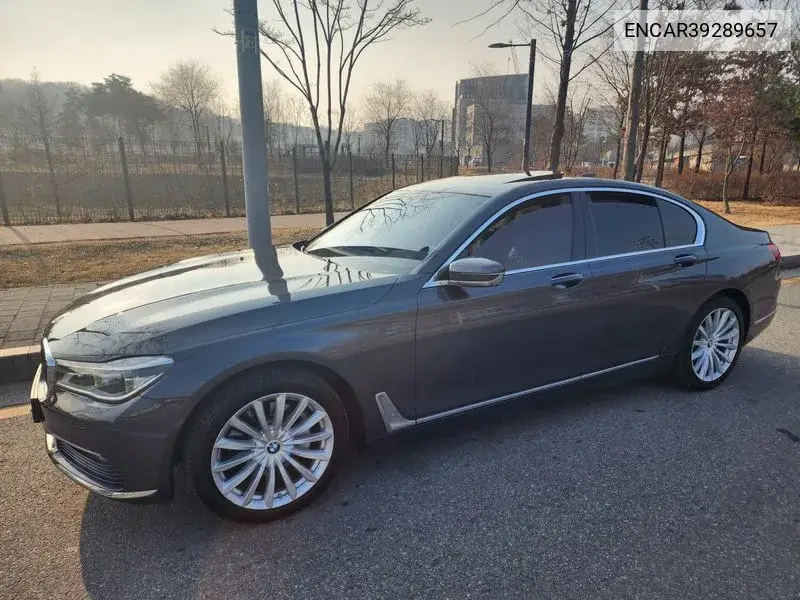 7 Series (G11) 730D xDrive VIN: ENCAR39289657 Lot: 39289657