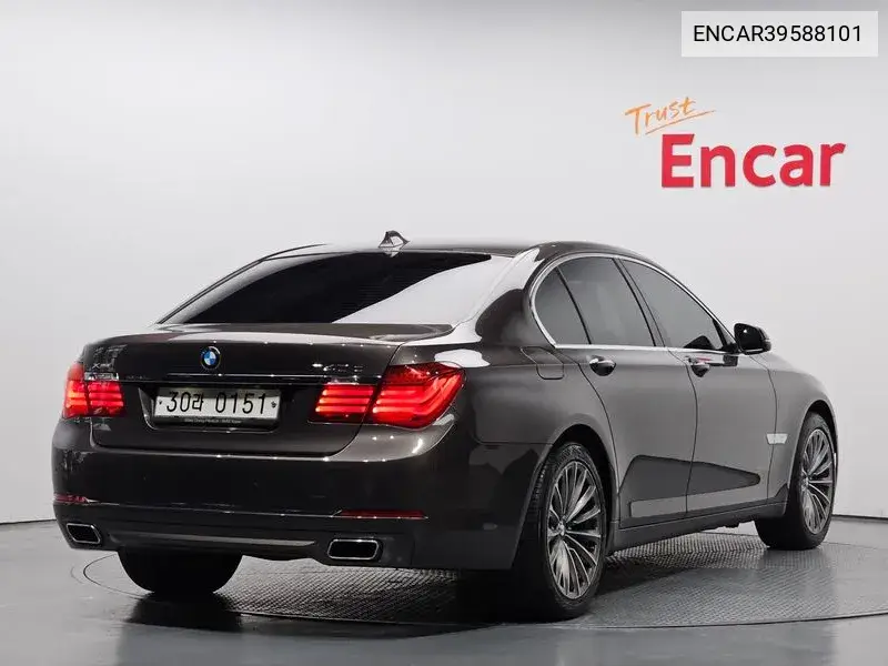 7 Series (F01) 740D xDrive Indivi Jewelry VIN: ENCAR39588101 Lot: 39588101