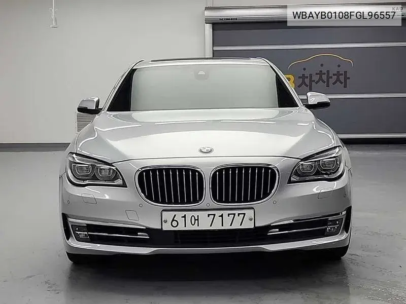 7 Series (F01) 740D xDrive Indivi Jewelry VIN: WBAYB0108FGL96557 Lot: 39936535