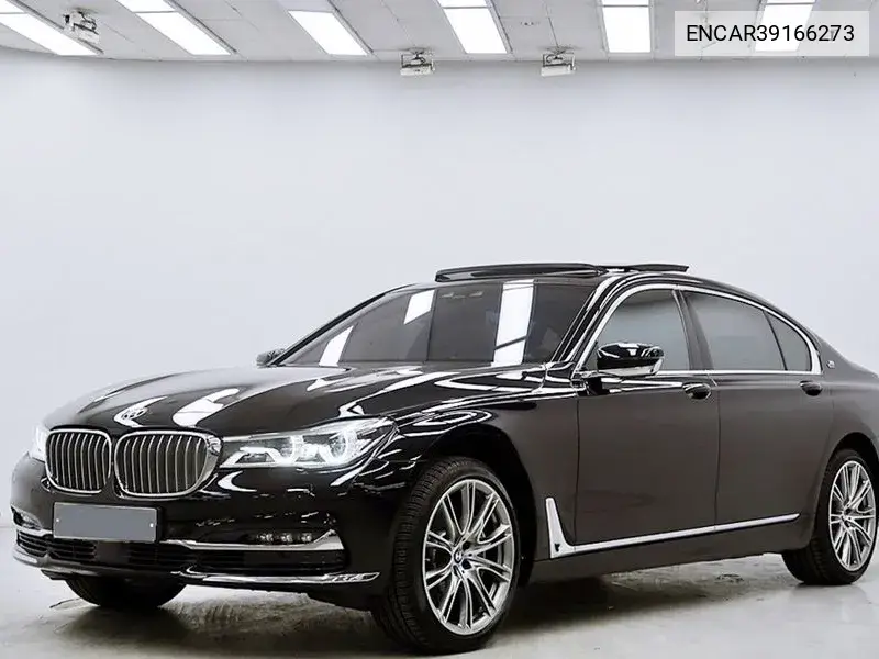 7 Series (G11) 750Li xDrive Vision 100 Edition VIN: ENCAR39166273 Lot: 39166273