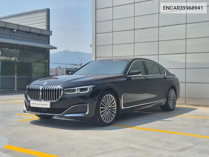7 Series (G11) 740Li xDrive Design Pure Excellence VIN: ENCAR39968941 Lot: 39968941