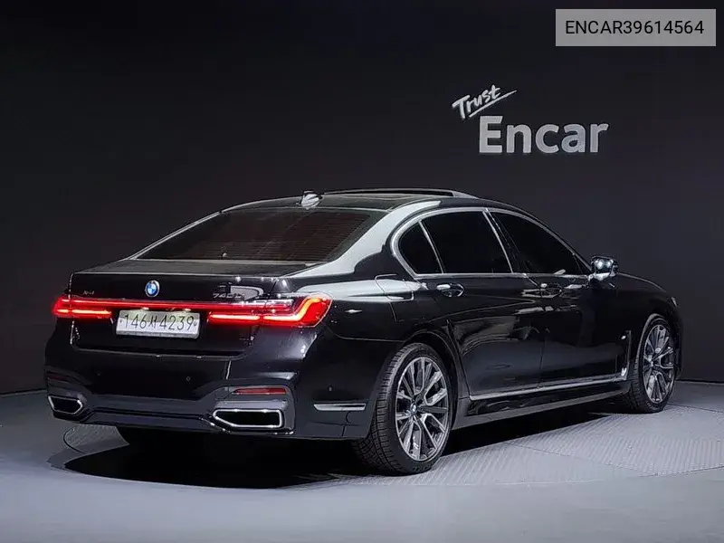 7 Series (G11) 740Li xDrive M Sports VIN: ENCAR39614564 Lot: 39614564