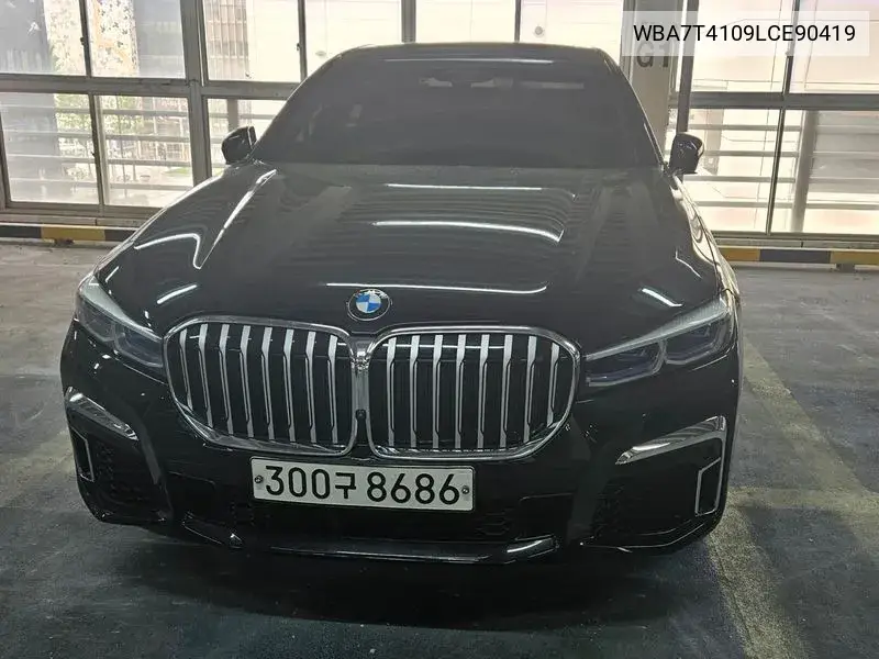 7 Series (G11) 740Li xDrive M Sports VIN: WBA7T4109LCE90419 Lot: 39650874