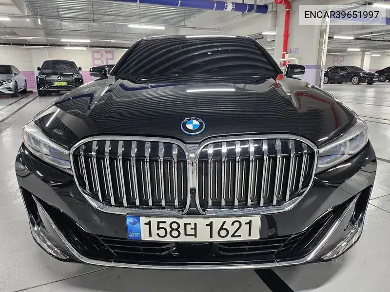 7 Series (G11) 745Le I Performance Design Pure Excellence VIN: ENCAR39651997 Lot: 39651997