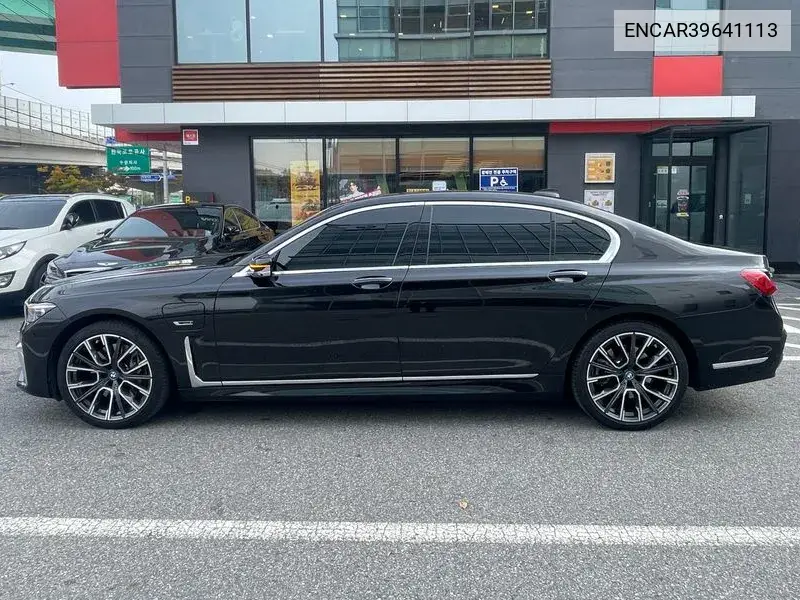 7 Series (G11) 745Le I Performance M Sports VIN: ENCAR39641113 Lot: 39641113