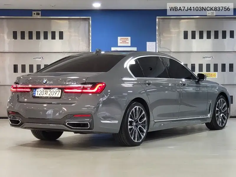 7 Series (G11) 730Ld xDrive M Sports VIN: WBA7J4103NCK83756 Lot: 39966929