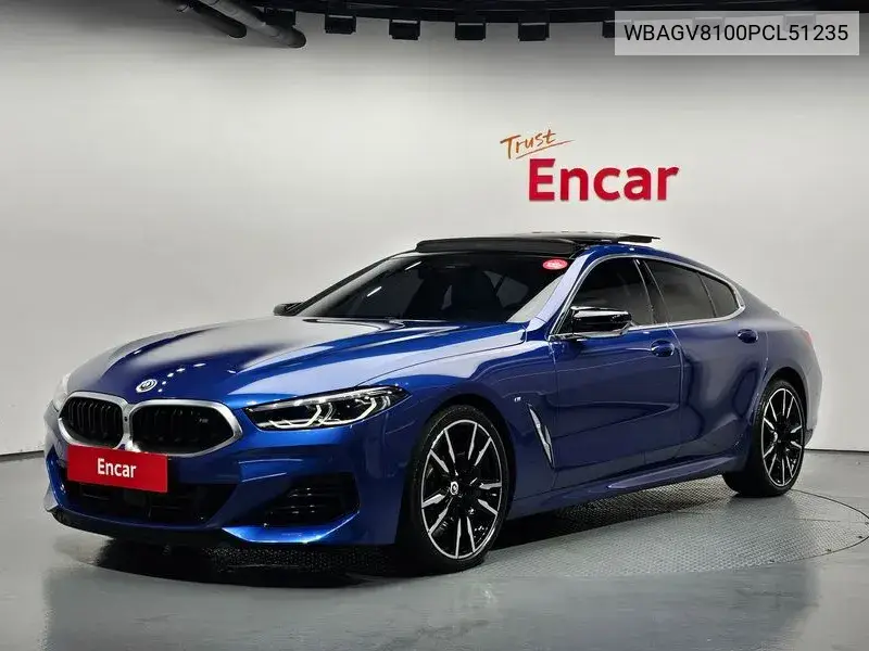 8 Series (G15) M850I ​​xDrive Gran Coupe VIN: WBAGV8100PCL51235 Lot: 39693559