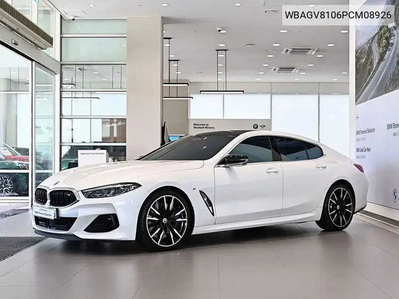 8 Series (G15) M850I ​​xDrive Gran Coupe VIN: WBAGV8106PCM08926 Lot: 39981127