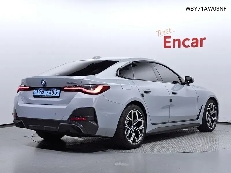 BMW I4 Edrive40 M Sport VIN: WBY71AW03NF Lot: 38079512