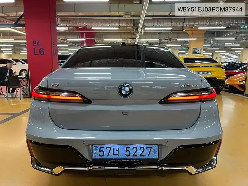 I7 (G70) xDrive 60 M Sports VIN: WBY51EJ03PCM87944 Lot: 39405784