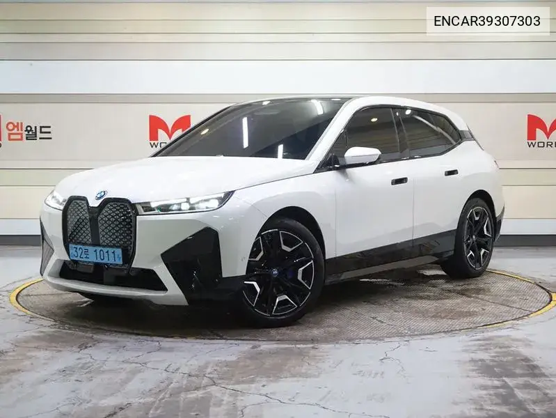 Ix xDrive40 Sports Plus VIN: ENCAR39307303 Lot: 39307303