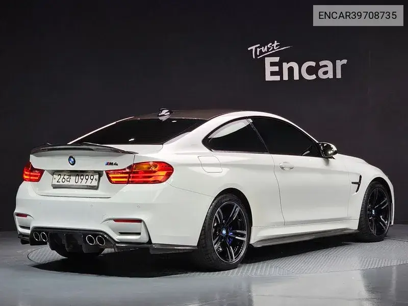 M4 (F82) M4 Coupe VIN: ENCAR39708735 Lot: 39708735