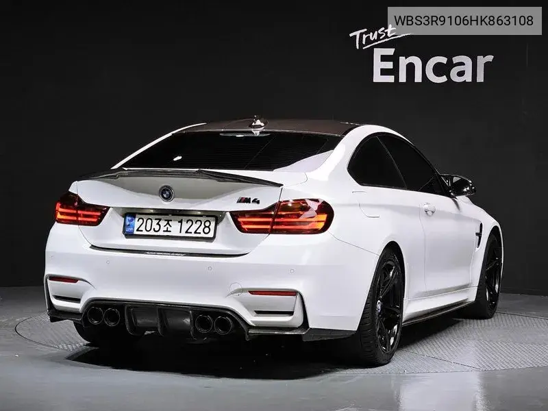 M4 (F82) M4 Coupe Performance Silent Lenus Edition VIN: WBS3R9106HK863108 Lot: 39934752