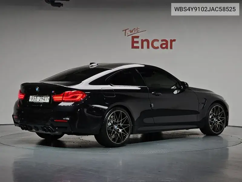 M4 (F82) M4 Coupe Competition VIN: WBS4Y9102JAC58525 Lot: 39614079
