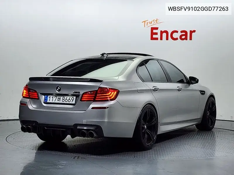 M5 (F10) M5 Sedan VIN: WBSFV9102GGD77263 Lot: 39471179