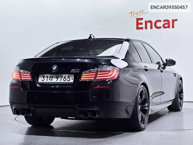 M5 (F10) M5 Sedan VIN: ENCAR39550457 Lot: 39550457