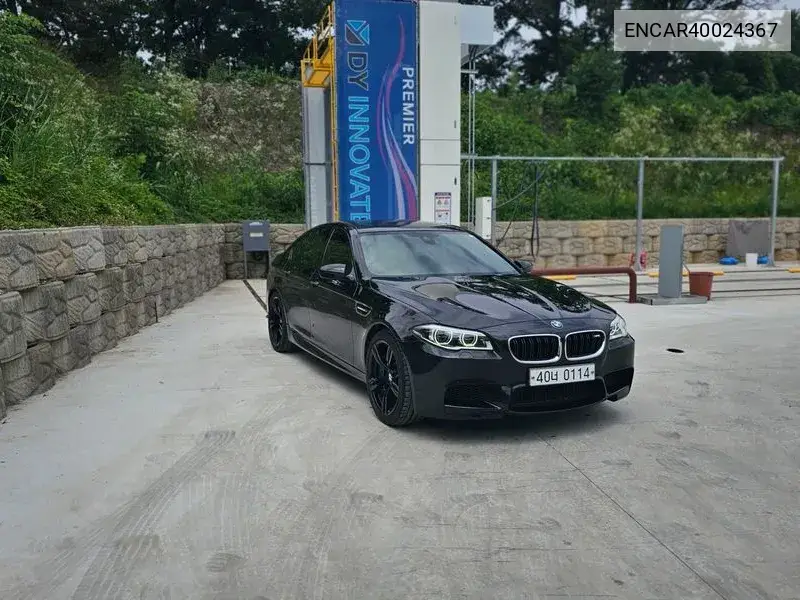 M5 (F10) M5 Sedan VIN: ENCAR40024367 Lot: 40024367