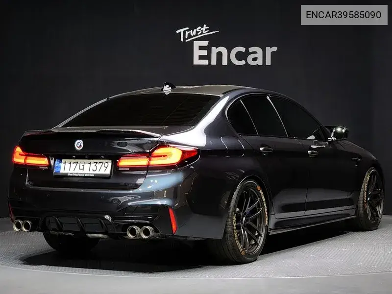 M5 (F90) M5 Sedan VIN: ENCAR39585090 Lot: 39585090