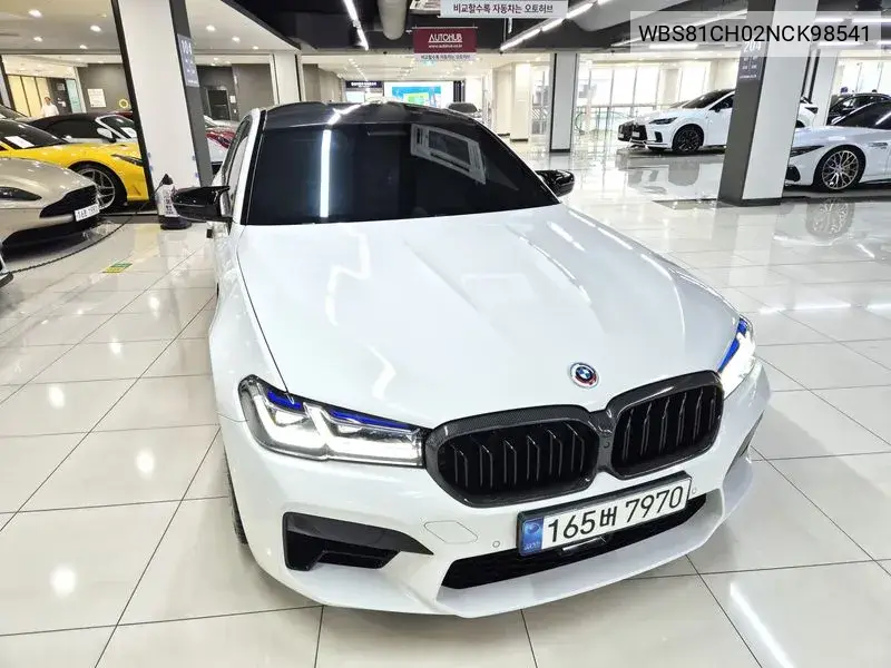 M5 (F90) M5 Sedan Competition VIN: WBS81CH02NCK98541 Lot: 39948680