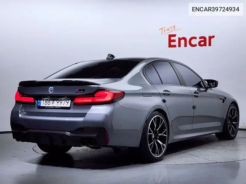 M5 (F90) M5 Sedan Competition VIN: ENCAR39724934 Lot: 39724934