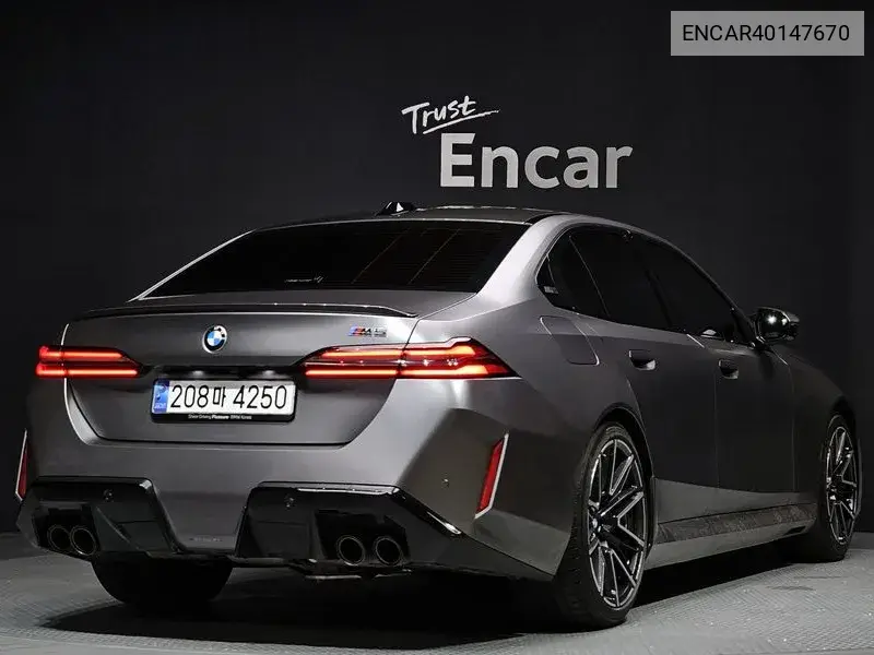 M5 (G90) M5 Sedan VIN: ENCAR40147670 Lot: 40147670