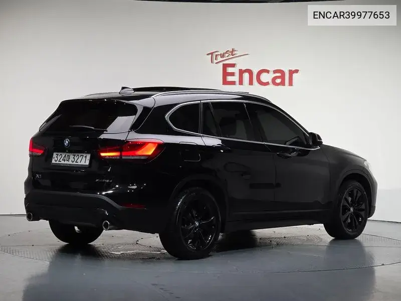 X1 (F48) xDrive 18D Advanced VIN: ENCAR39977653 Lot: 39977653