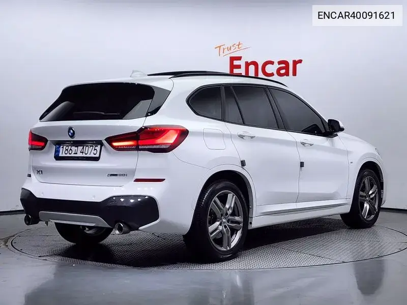 X1 (F48) xDrive 20I M Sports VIN: ENCAR40091621 Lot: 40091621