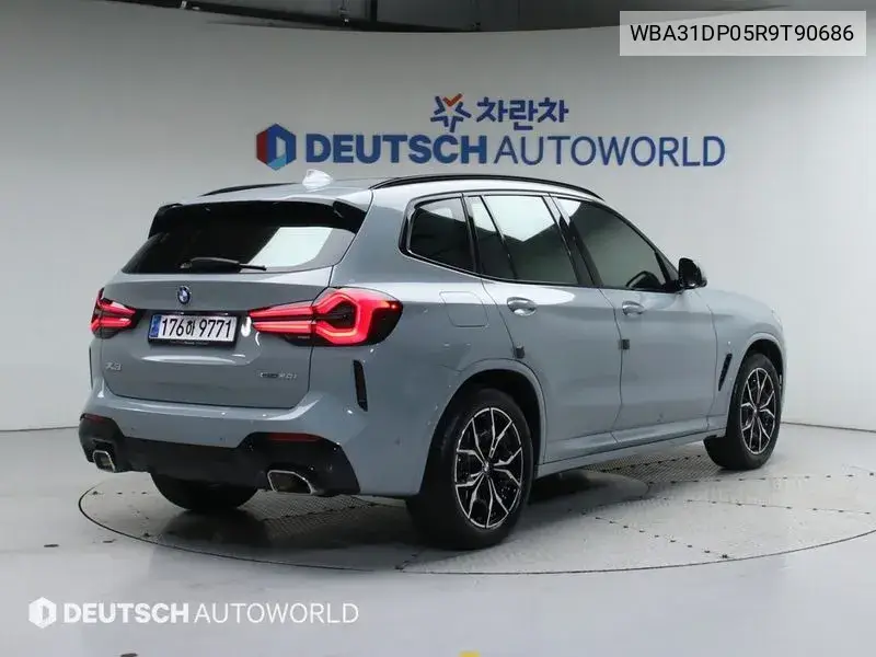 X3 (G01) xDrive 20I M Sports VIN: WBA31DP05R9T90686 Lot: 39359640