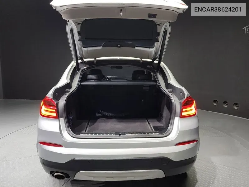 X4 (F26) xDrive20D Light Package VIN: ENCAR38624201 Lot: 38624201